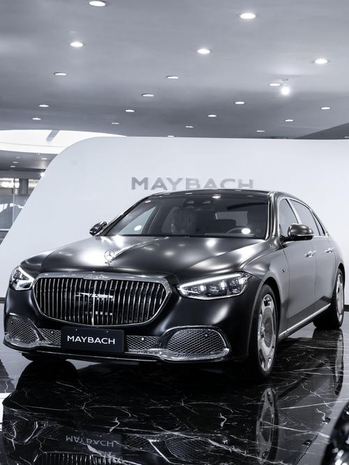 东莞77岚图汽车的售后服务让用户无忧出行，迈巴赫未来的豪华车趋势